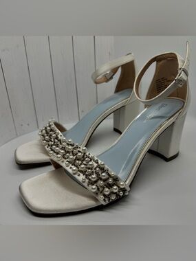 Silver Slipper brand, ivory, Insole formal high heel with pearls